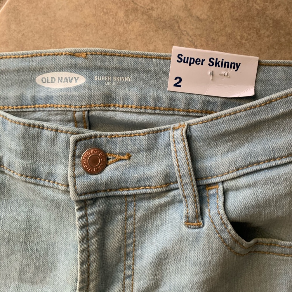 Old Navy Super Skinny Mid-rise Jeans Size 2